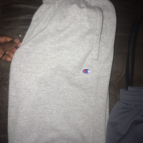Men’s shorts and pants M-L name brand